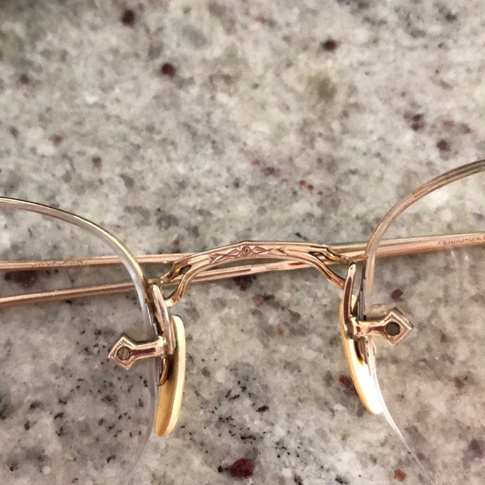 12k GOLD FILLED VTG EYE GLASS FRAMES WITH LENSE WWII ERA EXCELLENT CONDITION - Picture 4 of 7